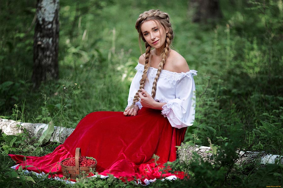 Sexy photo Slavic women in Cota